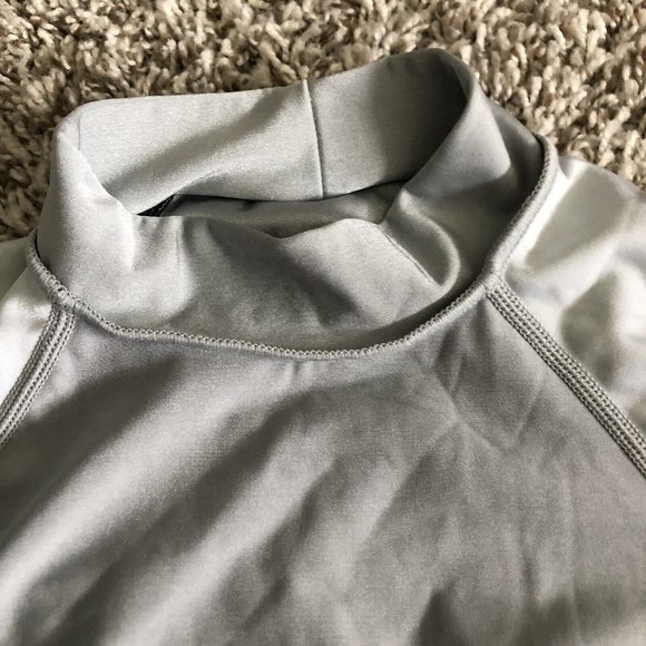 Oneill Boy's Performance 50+ SPF Rashguard Swim Shirt Size M Logo - Picture 4 of 11